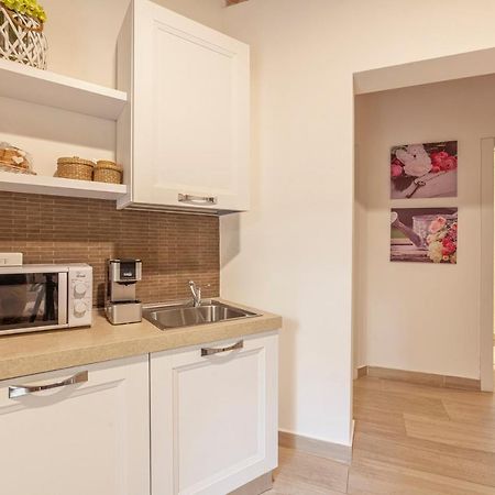 B&B Prima Dell'Elba 피옴비노 외부 사진