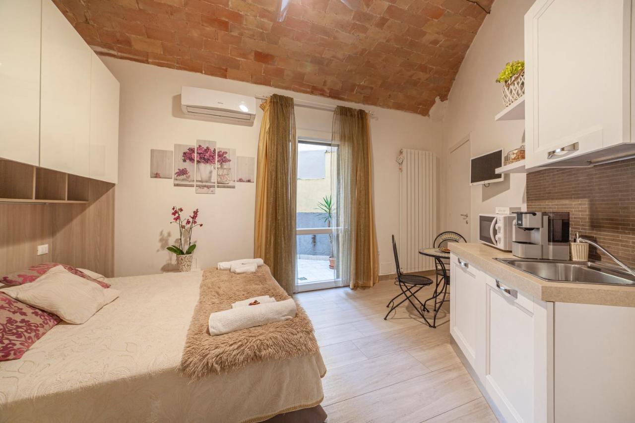 B&B Prima Dell'Elba 피옴비노 외부 사진