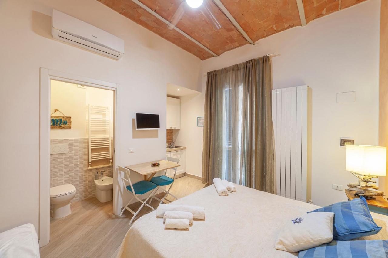 B&B Prima Dell'Elba 피옴비노 외부 사진