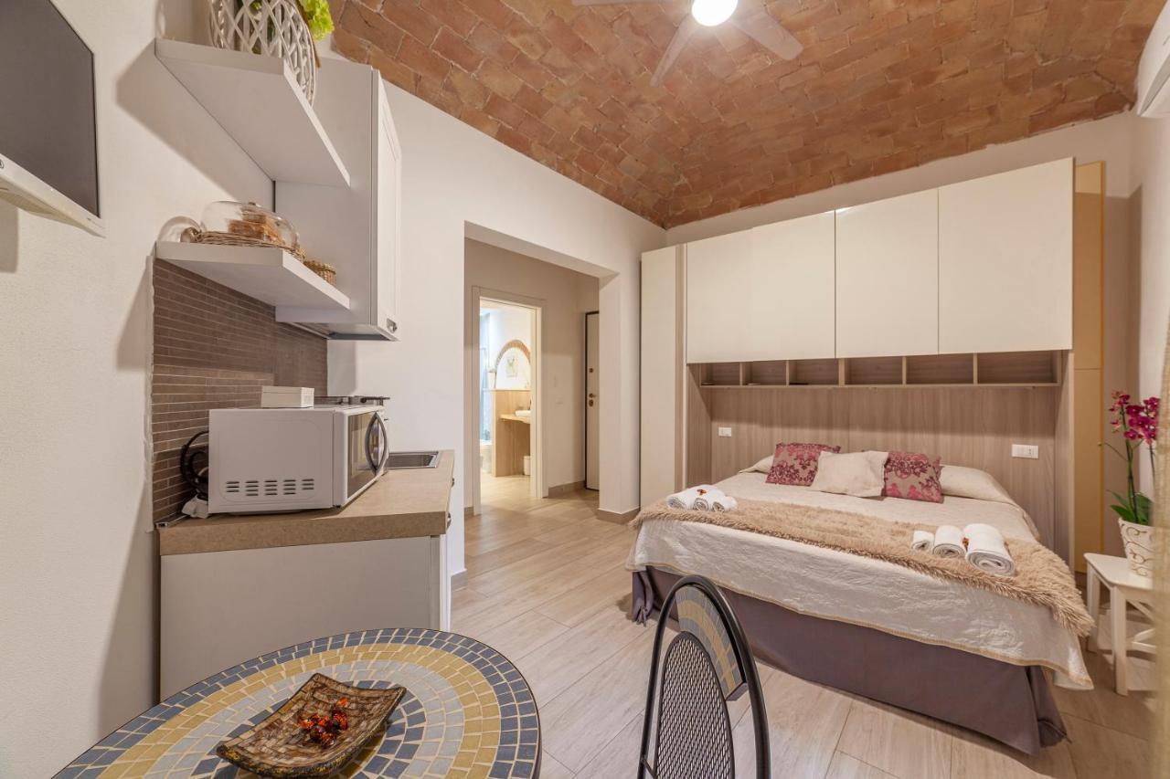 B&B Prima Dell'Elba 피옴비노 외부 사진